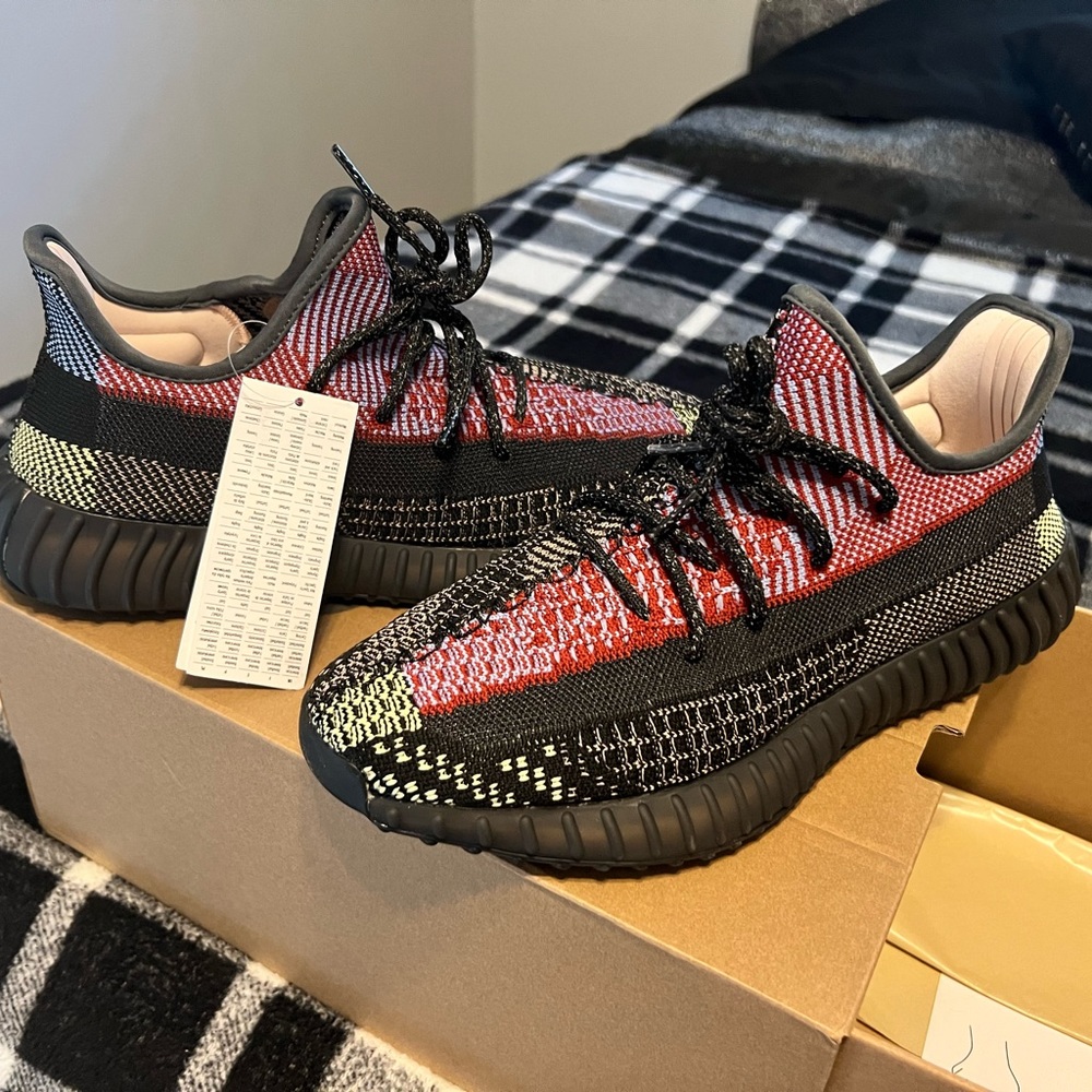 Yeezy 350 boost v2